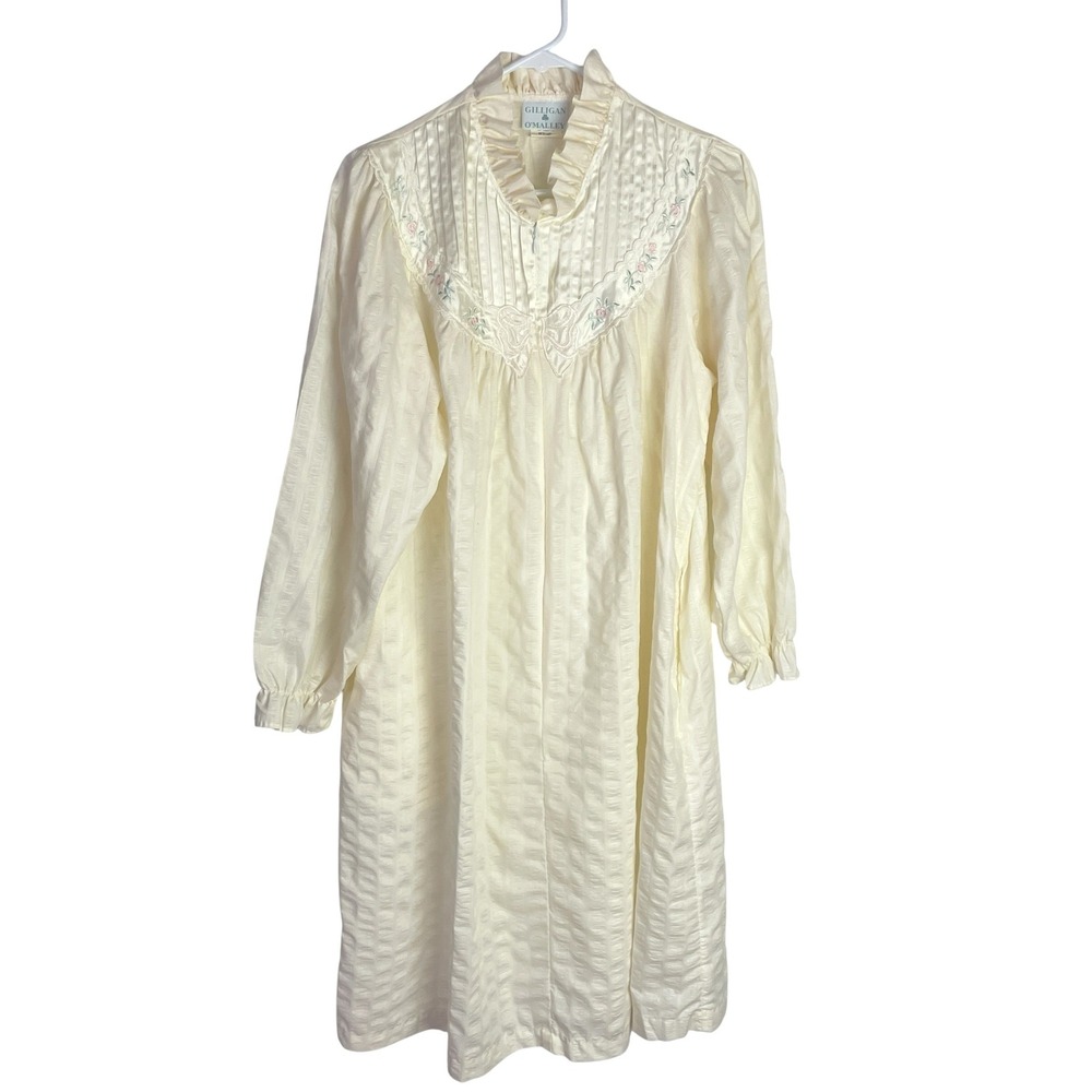 Vintage Gilligan O'Malley Zip Up Robe Size M Cream Pleated Floral Embroidered